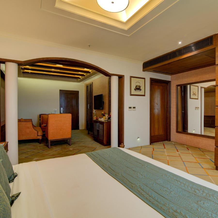 Godwin Haridwar Hotel Exterior foto